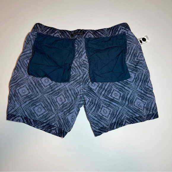 Lucky Brand Size 29 Men's Printed Flat Front Short - Picture 4 of 7